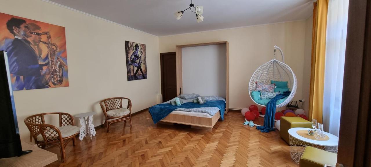 Happy Mood Apartment 5 Брашов Екстериор снимка