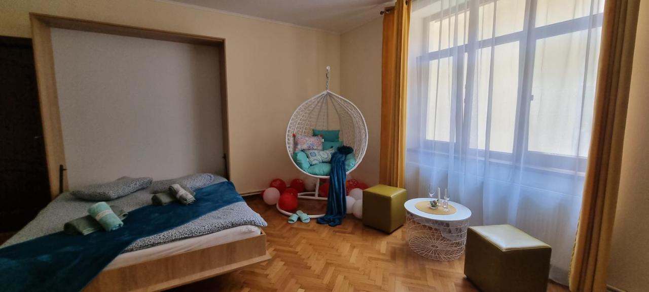 Happy Mood Apartment 5 Брашов Екстериор снимка