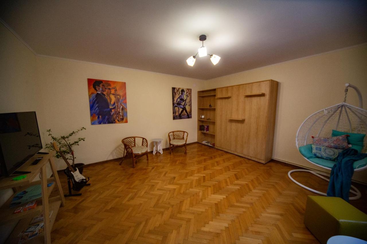 Happy Mood Apartment 5 Брашов Екстериор снимка