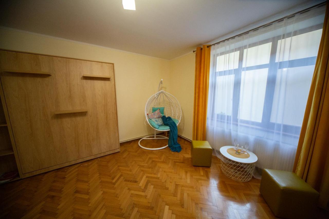 Happy Mood Apartment 5 Брашов Екстериор снимка