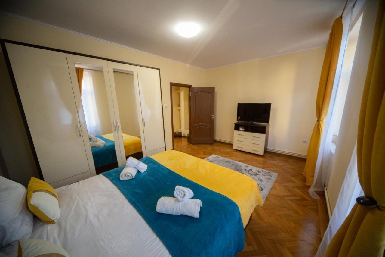 Happy Mood Apartment 5 Брашов Екстериор снимка